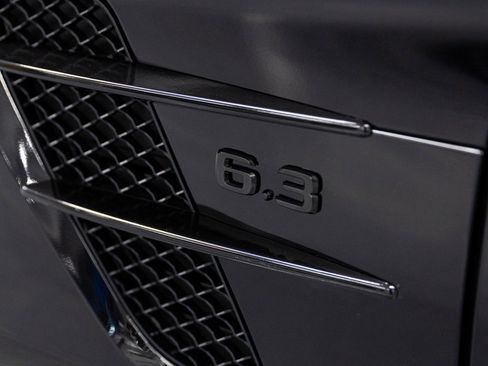 Used 2012 Mercedes-Benz SLS AMG Roadster image 7