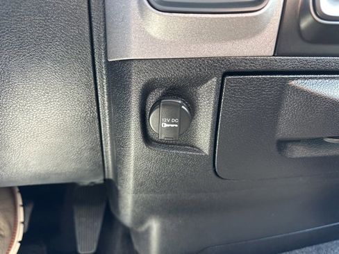 Used 2017 RAM 1500 Express image 17