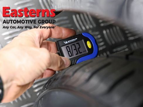 Used 2018 Tesla Model 3 Long Range image 20