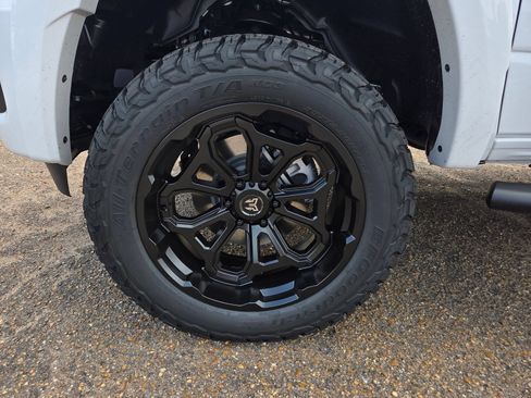 New 2026 RAM 1500 Big Horn AWD/4WD image 25