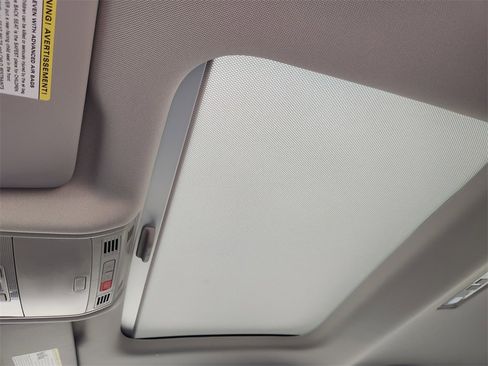 New 2026 Volkswagen Jetta SEL image 18