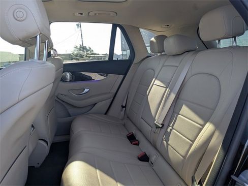 Used 2021 Mercedes-Benz GLC 300 image 14