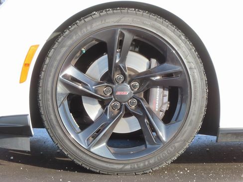 Used 2020 Chevrolet Camaro SS image 14