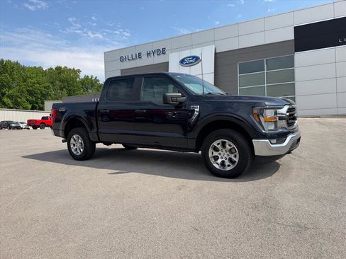 Used 2023 Ford F150 XLT AWD/4WD image 2