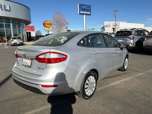 Used 2017 Ford Fiesta S FWD image 4