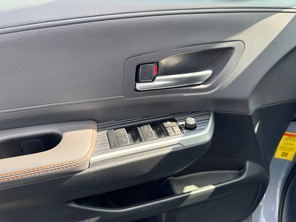 Certified 2023 Toyota Sienna XSE FWD image 13