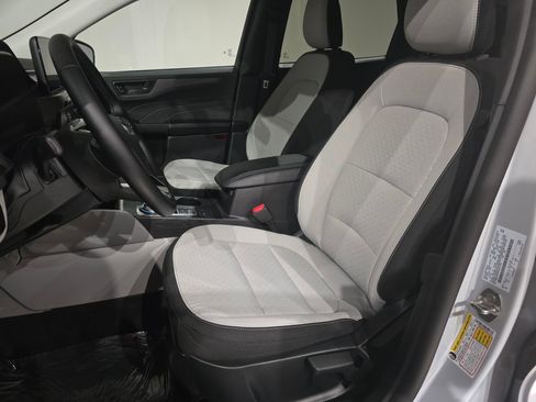 New 2025 Ford Escape Active w/ Cold Weather Package image 16
