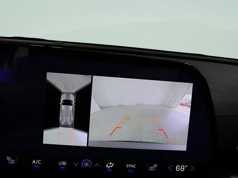 New 2026 Chevrolet Traverse LT w/ Midnight/Sport Edition AWD/4WD image 14