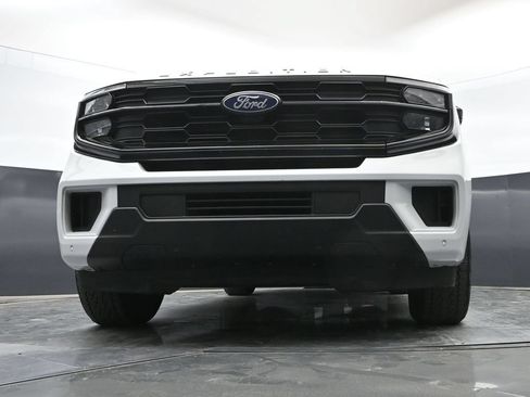 Used 2025 Ford Expedition Active AWD/4WD image 53
