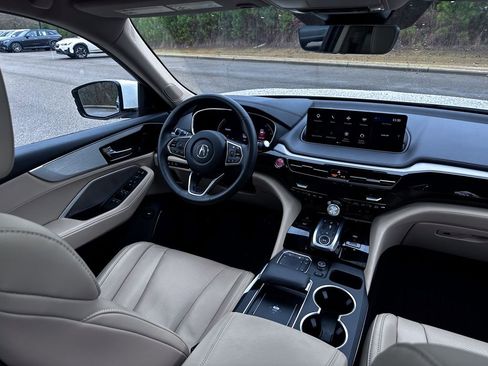 Used 2024 Acura MDX SH-AWD w/ Technology Package image 38