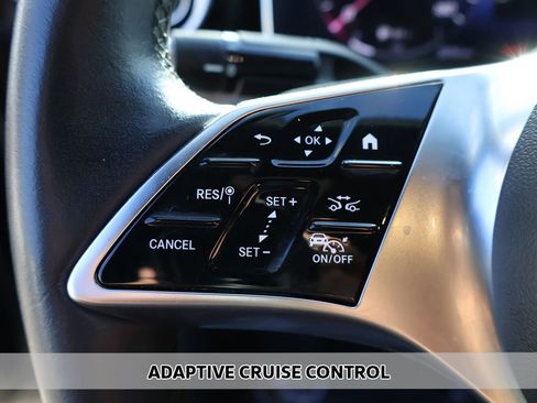 Used 2023 Mercedes-Benz C 300 Sedan w/ Exclusive Trim Package image 5