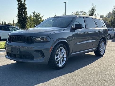 Used 2023 Dodge Durango GT image 7