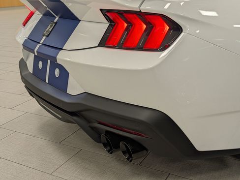 Used 2025 Ford Mustang GT Premium w/ GT Performance Package RWD image 31