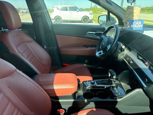 Certified 2024 Kia Sportage SX FWD image 24