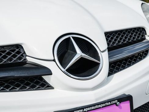 Used 2009 Mercedes-Benz SLK 55 AMG image 20