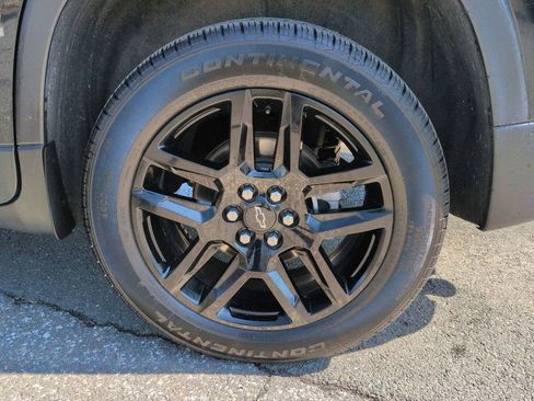 Certified 2023 Chevrolet Traverse LT image 27