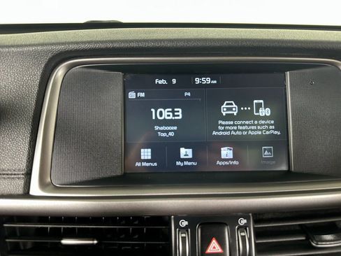 Used 2018 Kia Optima S w/ Panoramic Sunroof Package image 24