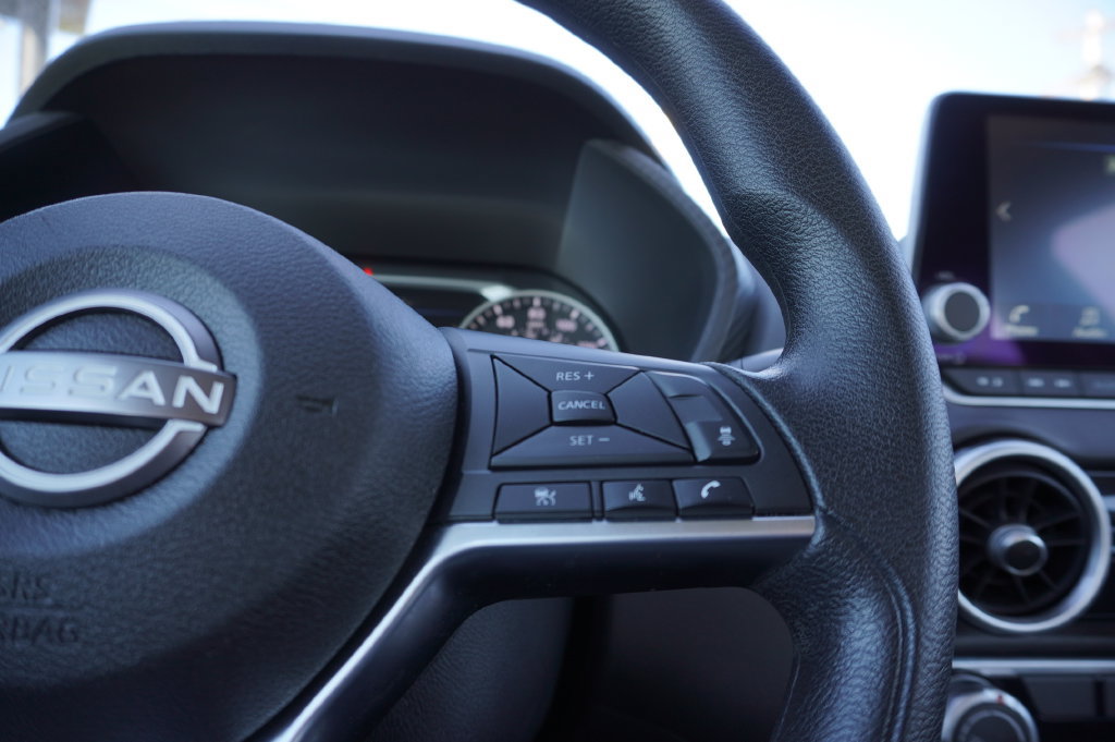 Used 2024 Nissan Sentra SV FWD image 22