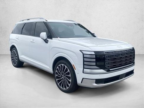 Certified 2026 Hyundai Palisade Calligraphy AWD/4WD image 6