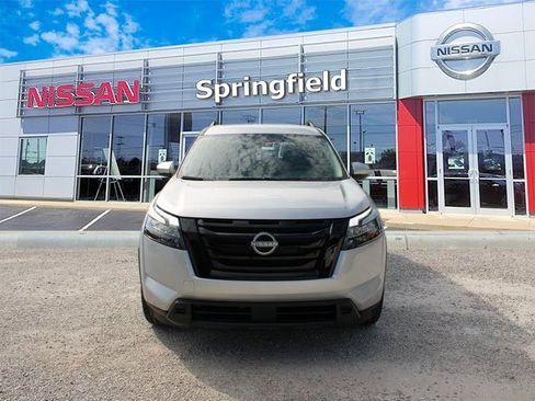 New 2025 Nissan Pathfinder SV w/ Black Appearance Package image 2