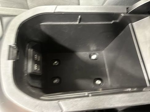 Used 2023 Toyota RAV4 XLE FWD image 25