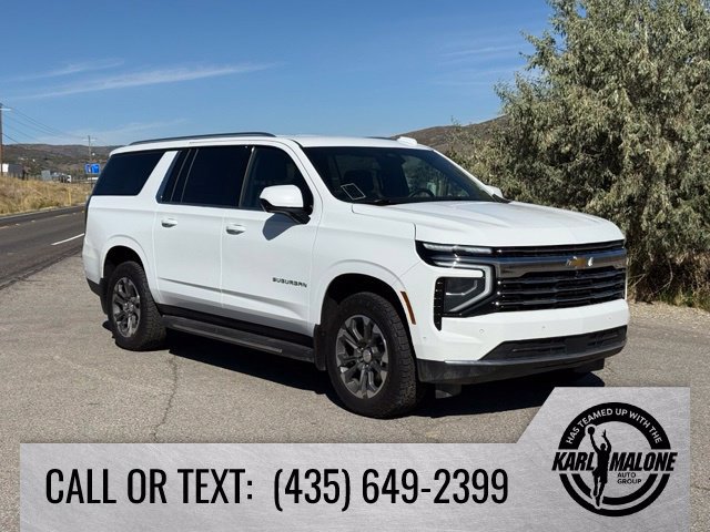 Used 2025 Chevrolet Suburban LT AWD/4WD image 7