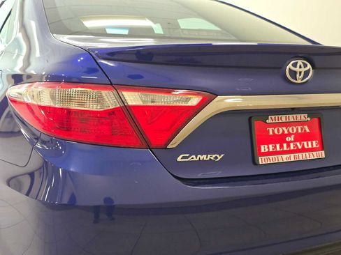 Used 2015 Toyota Camry XSE w/ Advanced Technology Package FWD image 7