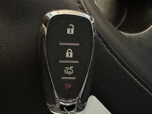 Used 2023 Chevrolet Camaro LT RWD image 17