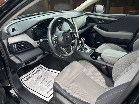 Used 2023 Subaru Outback Premium AWD/4WD image 13