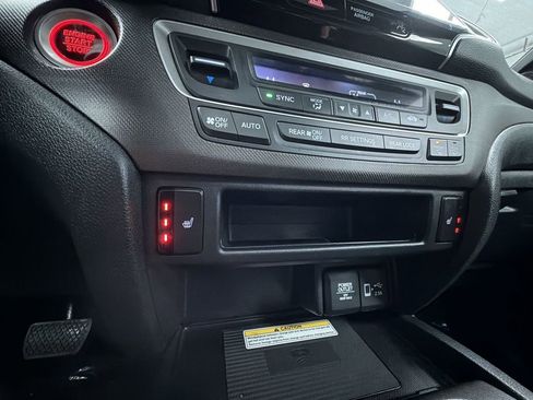 Used 2022 Honda Pilot TrailSport image 24