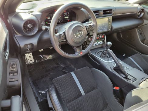 Certified 2022 Toyota GR86 Premium image 12