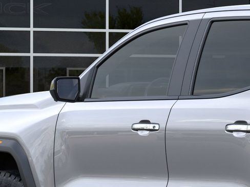 New 2026 GMC Canyon Denali image 12