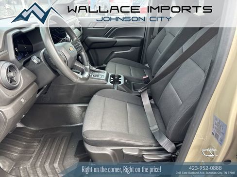 Used 2023 Chevrolet Colorado W/T RWD image 13