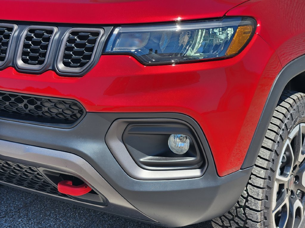 New 2026 Jeep Compass Trailhawk AWD/4WD image 7