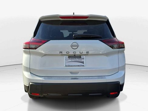 New 2026 Nissan Rogue SV image 8