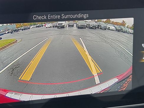 Used 2021 Mercedes-Benz GLA 250 4MATIC w/ Premium Package image 26