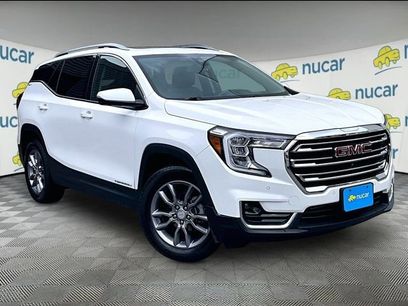 Used 2022 GMC Terrain SLT w/ Infotainment Package II