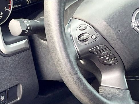 Used 2024 Nissan Murano SL image 10