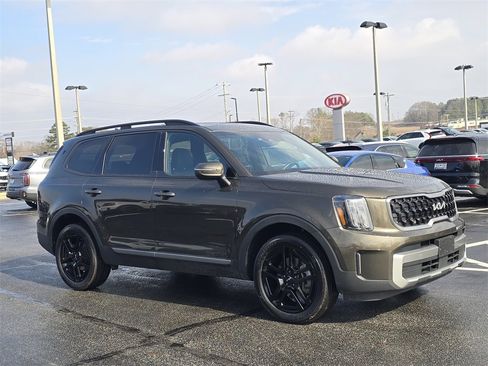 Used 2023 Kia Telluride EX X-Line image 1