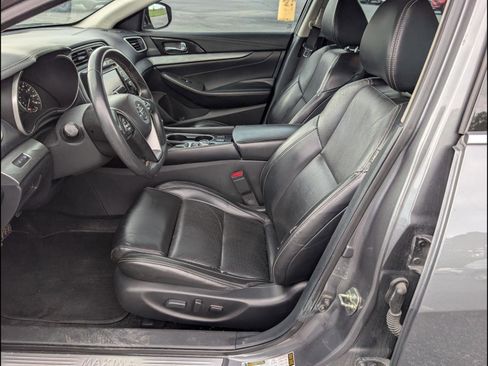 Used 2017 Nissan Maxima 3.5 SV FWD image 13