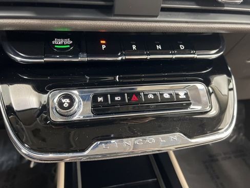 Used 2023 Lincoln Corsair AWD w/ Equipment Group 101A image 17