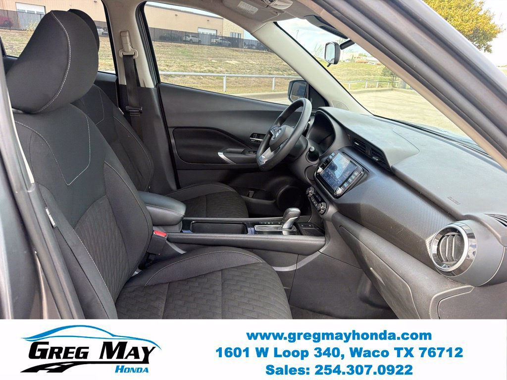 Used 2021 Nissan Kicks SV FWD image 25
