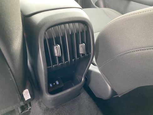 Used 2025 Hyundai Kona SEL image 24