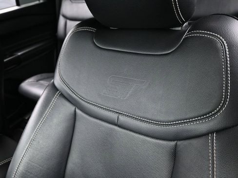 Used 2020 Ford Explorer ST image 26