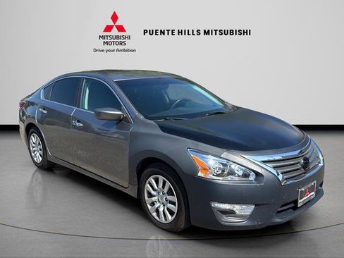 Used 2015 Nissan Altima 2.5 FWD image 3