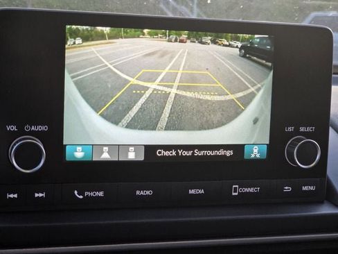 Used 2023 Honda Pilot Sport image 20