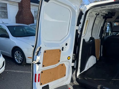Used 2015 Ford Transit Connect XL image 7