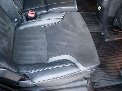 Used 2018 Volvo XC90 T6 R-Design w/ Convenience Package image 24