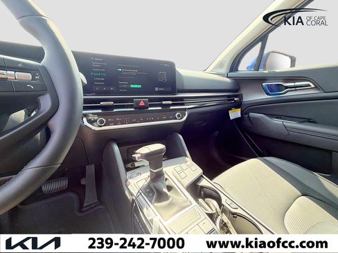 New 2026 Kia Sportage EX image 25