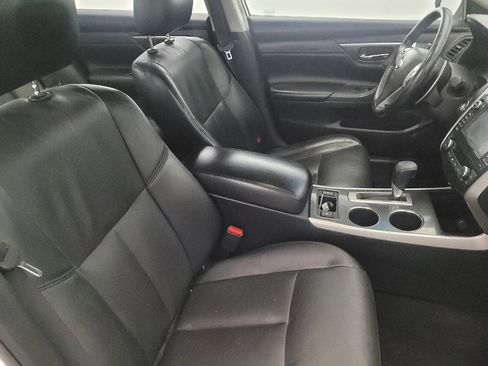 Used 2013 Nissan Altima 3.5 SL w/ Technology Pkg image 21